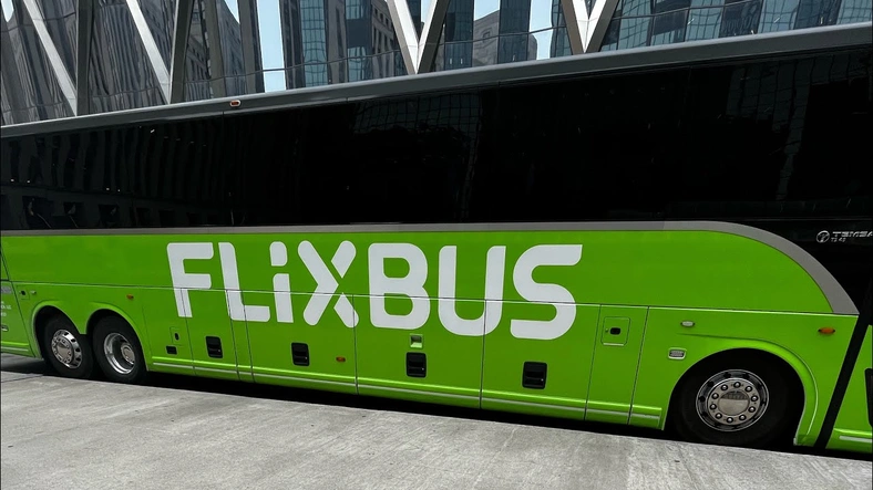 FlixBus Booking: Buses, Features & Discounts flixbus booking